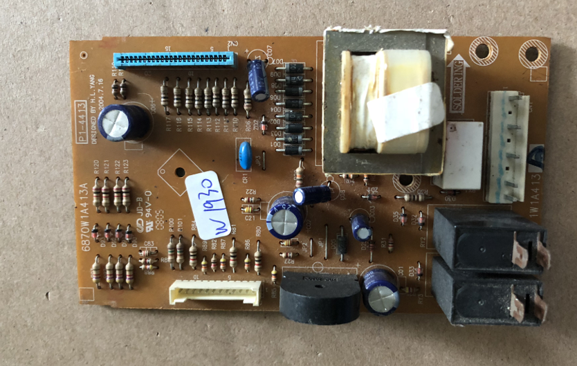 原装拆机，没修过，实物拍图，默认韵达，当天发货 买电视主板的亲，请看清标题的屏型号