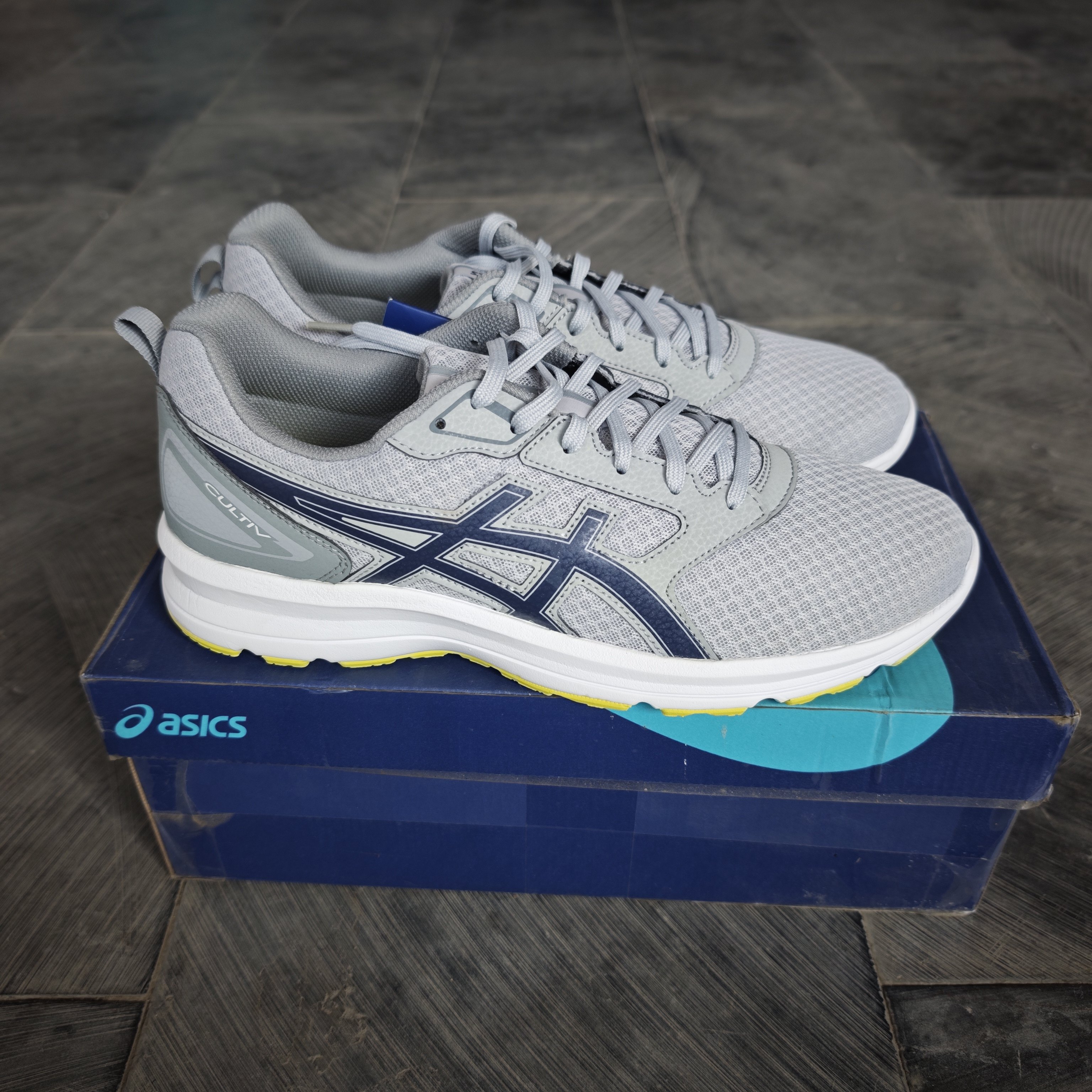ASICS 亚瑟士 CULTIV 1011A637 男士轻量透气跑步鞋