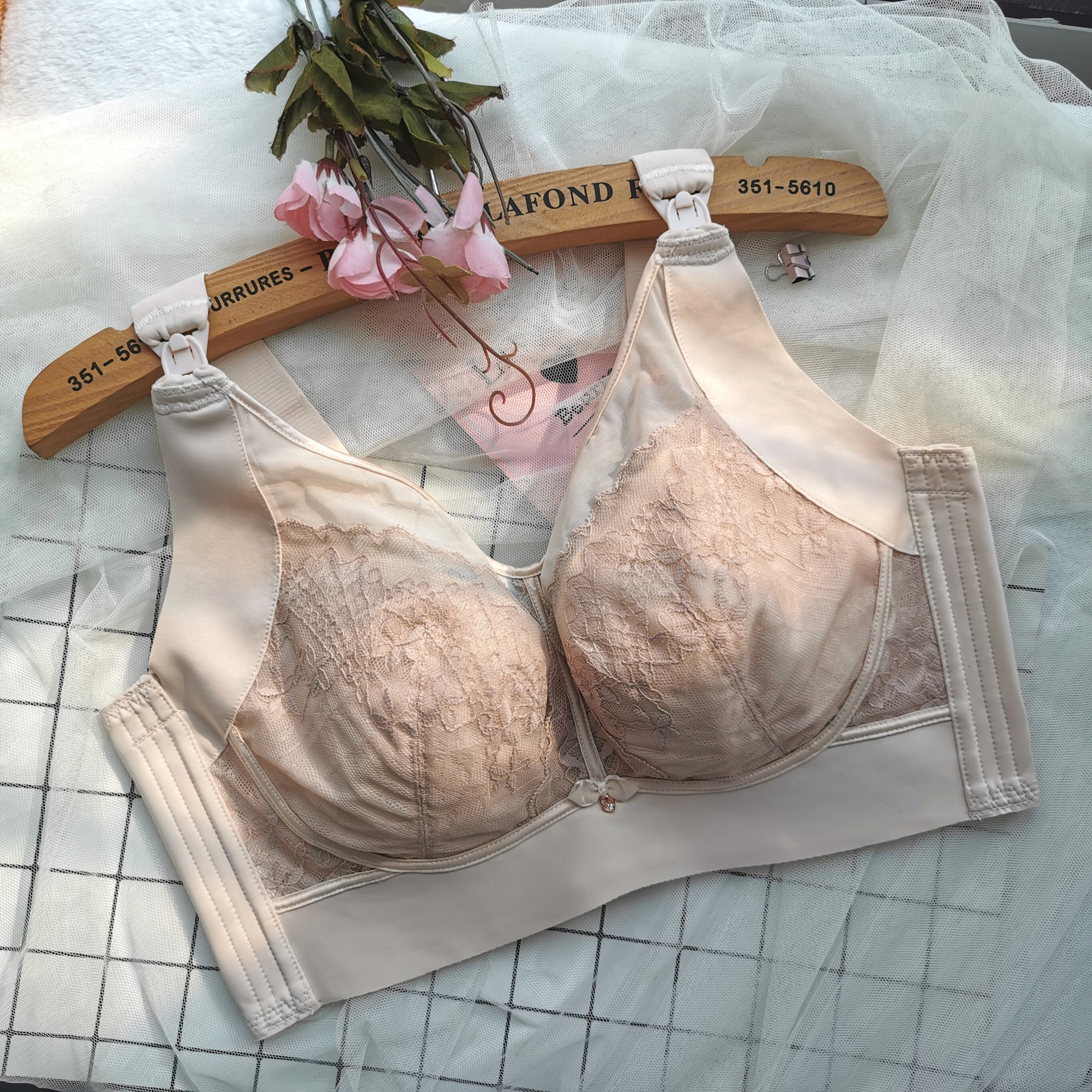 加高侧翼哺乳文胸软钢圈薄杯防垂