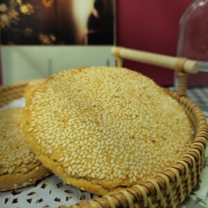 四川彭州特产红糖饼传统老式空心芝麻饼手工制作独立包装开袋即食