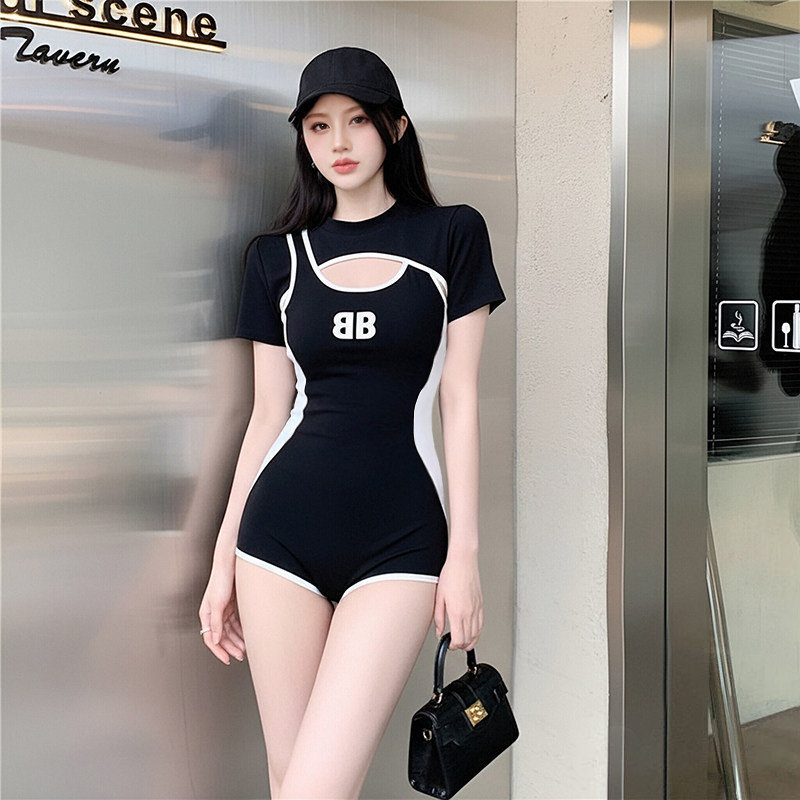 泳衣女款ins韩国连体两件套时尚遮肉显瘦黑色纯欲风保守温泉泳装