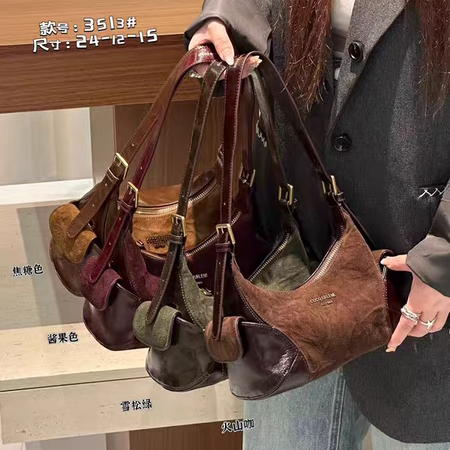 手工抓皱真皮磨砂法棍包2026早秋新款女包单肩包手提腋下包3513