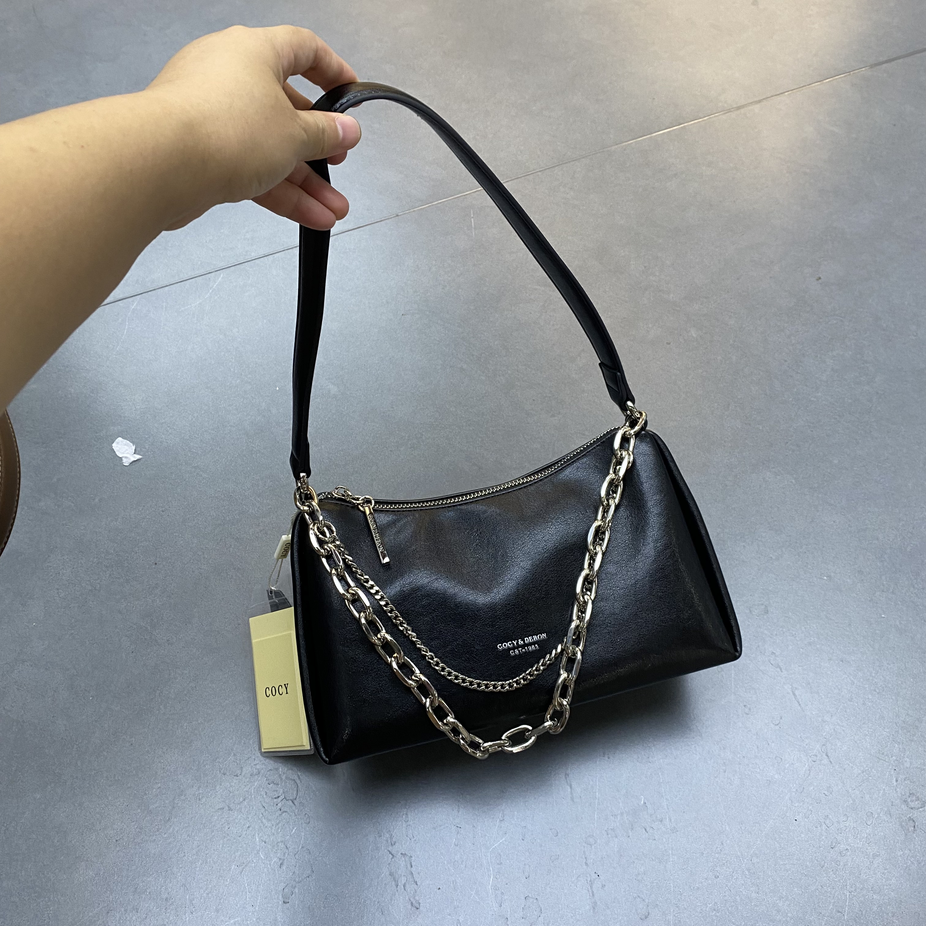 COCY新款女包时尚百搭单肩包腋下包手提包斜挎包枕头包小包83321