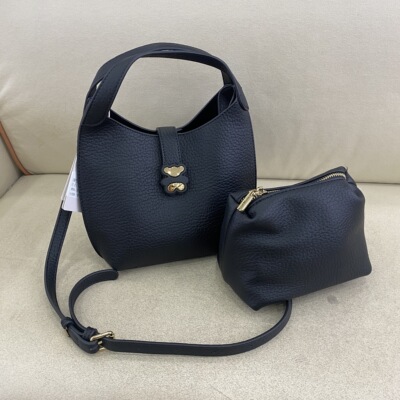 罗耶尔葵尔包简约手提包水桶包真皮新款女包百搭单肩斜挎包9888