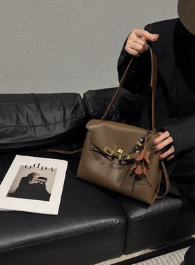 2025新款女包时尚百搭单肩斜挎包腋下包托特包包手提包女包86161