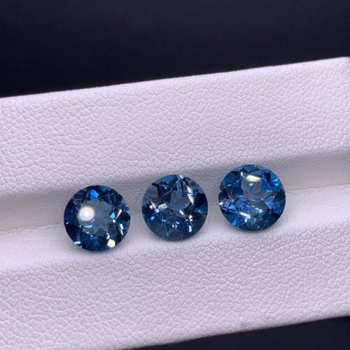 天然伦敦蓝托帕石裸石8x8mm可镶嵌18k金银戒指吊坠耳坠 单粒售价