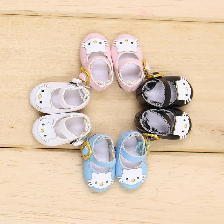 ICYMiddie中布娃娃鞋子