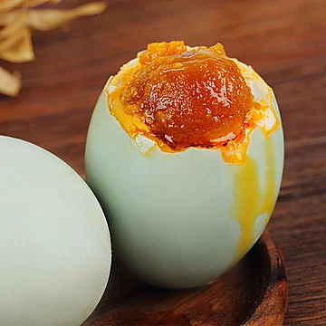 洞庭湖！流油初产咸鸭蛋