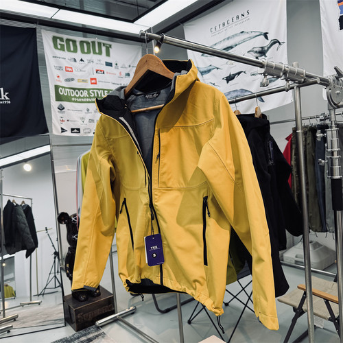 袅平替限定配色抓绒户外软壳衣