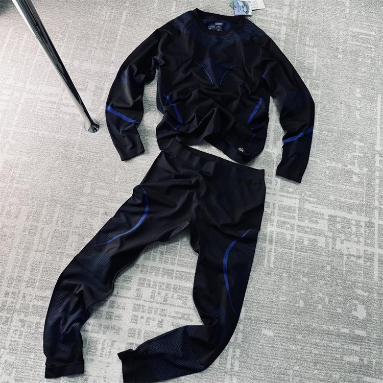 动态聚热保暖户外套装排汗速干