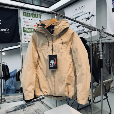 袅款腋下拉链防风防雨硬壳羽绒服