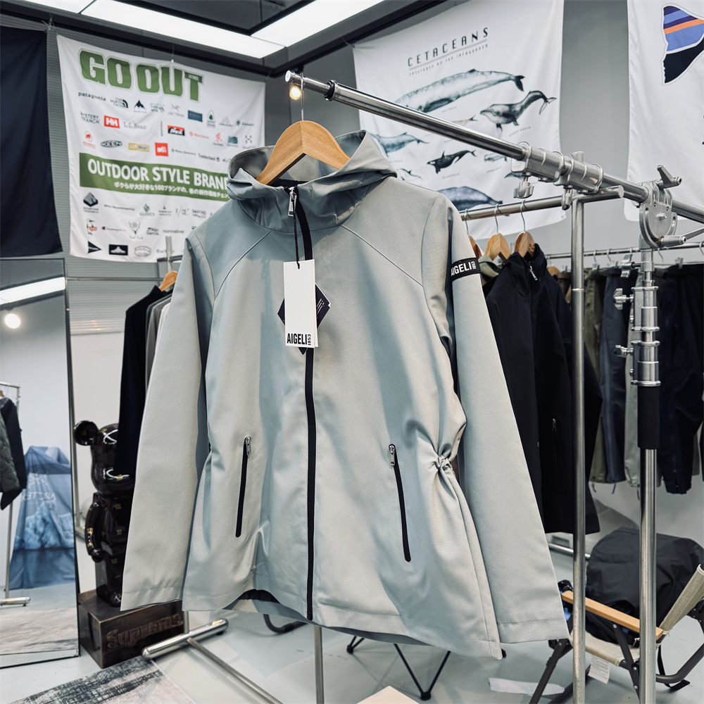 艾家平替户外山系法式短风衣外套