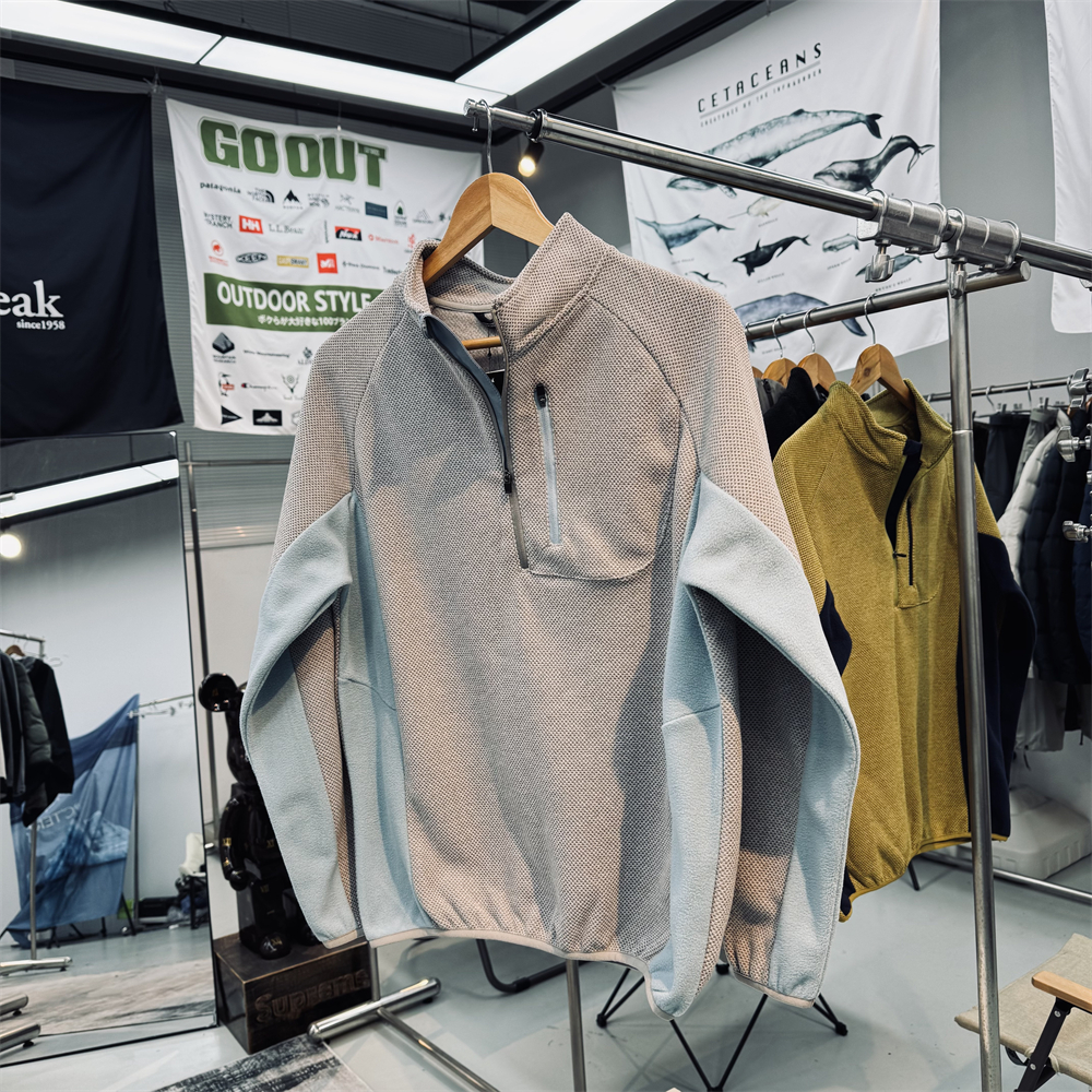 立体蜂窝肌理持久干爽透气男女通用户外山系套头立领半拉链抓绒衣