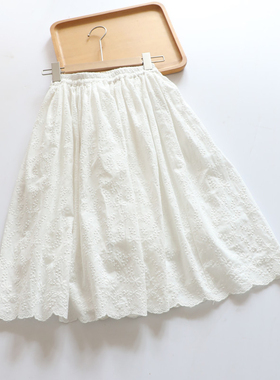 默棉 小花刺绣半身裙女奶白色裙子日本森系文艺有内衬夏季