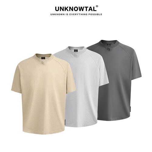 UNKNOWTAL春异形领口LOGO刺绣T恤