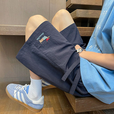 多巴胺速干运动短裤男款夏季腊肠小狗刺绣裤子冰丝沙滩休闲五分裤