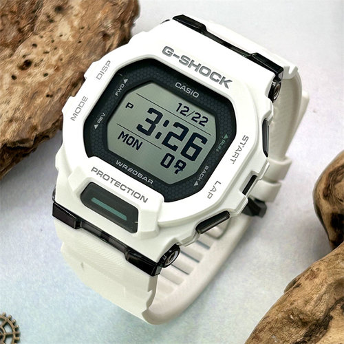 卡西欧跑步配速蓝牙小方块手表