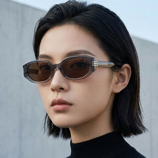逸夫太阳镜轻奢撞色镜腿墨镜女显白百搭防紫外线防晒遮阳眼镜Y030