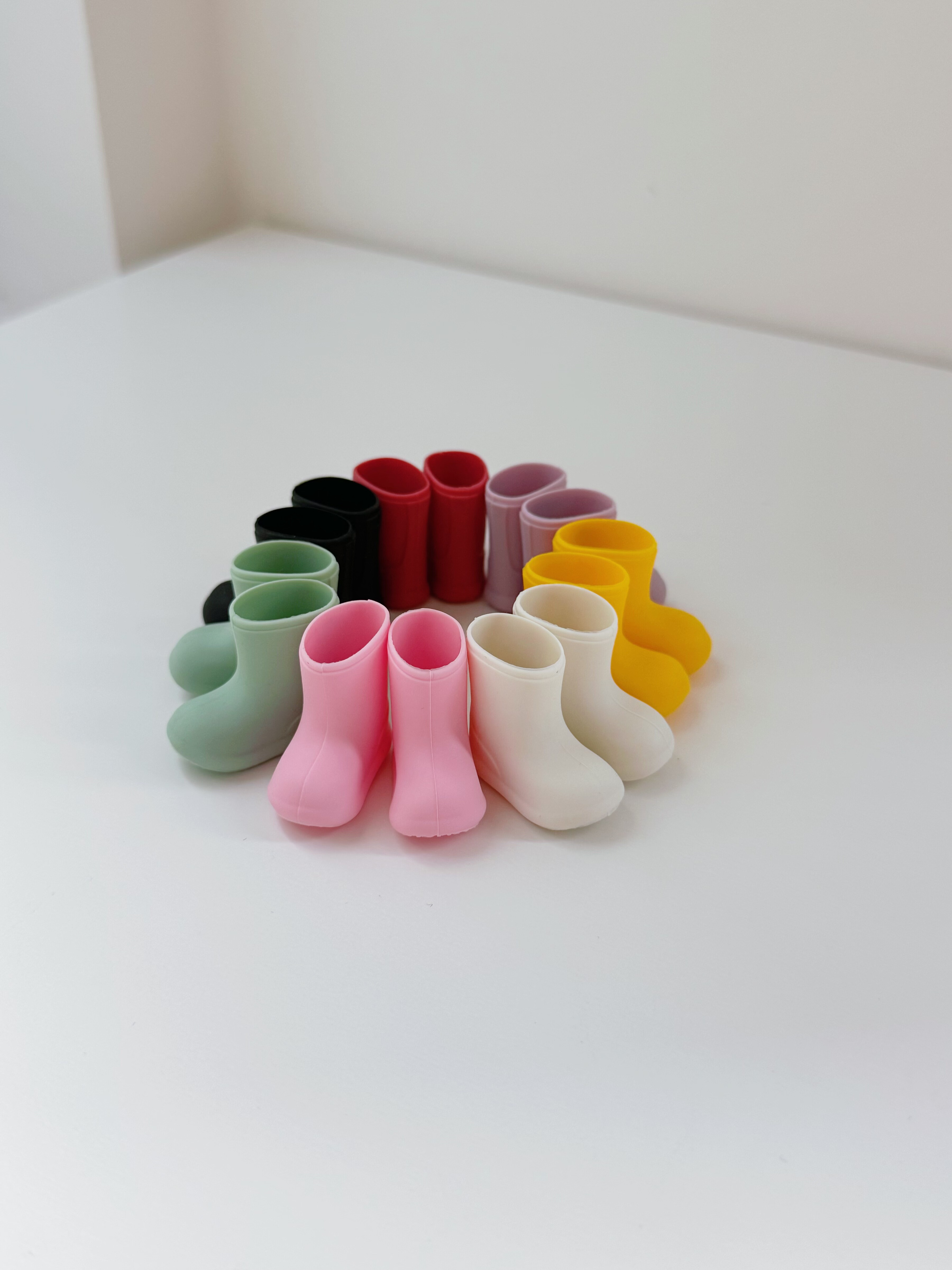 8分molly雨靴，Molly鞋，百搭款质感很好哦，自选2双哦/八分娃鞋,模玩/动漫/周边/娃圈三坑/桌游,潮玩娃衣,淘宝优惠券,粉丝福利购,淘宝优惠卷