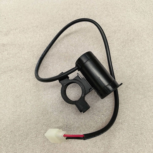 贝纳利黄巡300车载充电器大头警车BJ300J充电USB接口