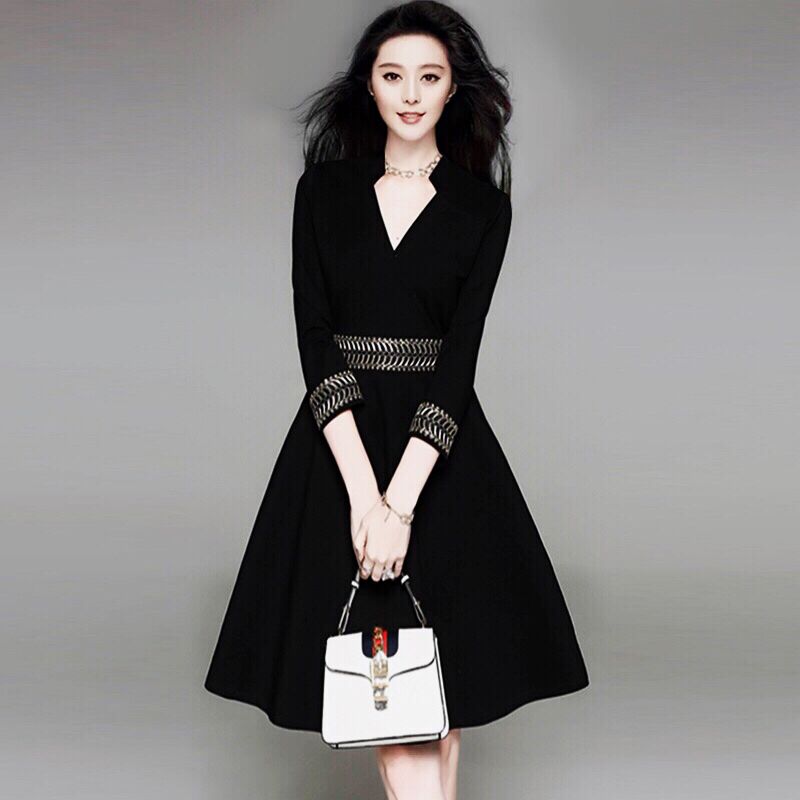99.00元包邮范冰冰明星同款欧美大牌气质女神范衣服赫本小黑裙职业显瘦女人味