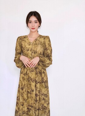 波西米亚春秋冬连衣裙复古遮肉