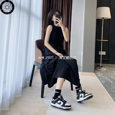 NikeDunk黑白熊猫运动休闲鞋