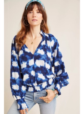 美系安家AP 女款 棉质 ines扎染深V领灯笼袖复古上衣T恤