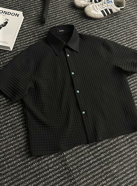 WESSK暗纹千鸟格仿绿松石纽扣褶皱肌理拼接短袖衬衫夏季百搭男女