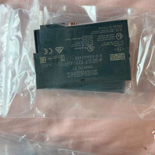 西门子6ES7 132-4BF00-0AA0模块,几乎全新,