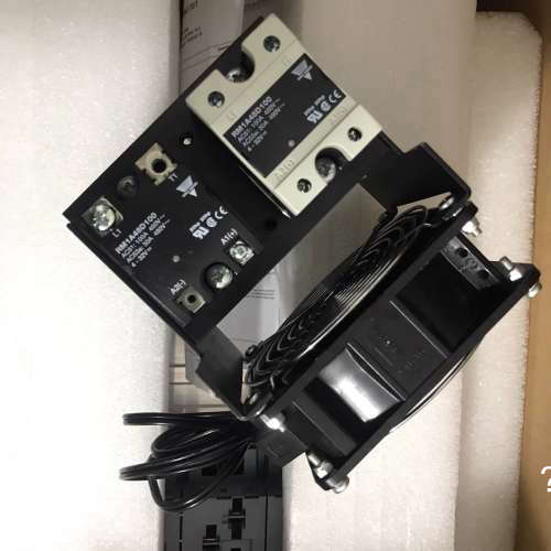议价原装佳乐固态继电器RM1A48D100，带散热组件，贝加莱工