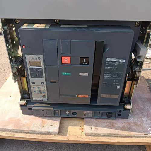 施耐万能式框架断路器MT25 H2    2500A现货