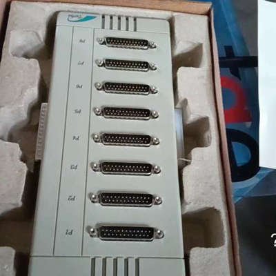 议价摩莎MOXA C32047T多串口盒，8个DB25接口，全新