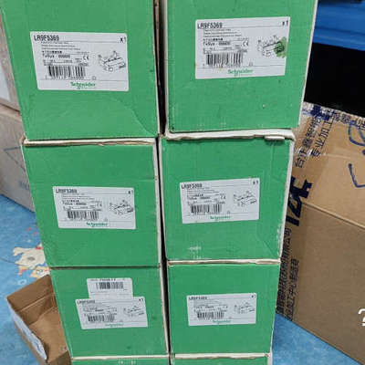 全新施耐德电子式过载继电器LR9F5369