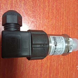 工程剩余全新原装对射式光电开关发射装置O4S200