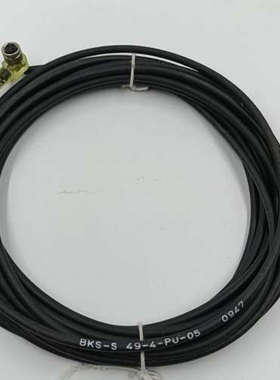 全新巴鲁夫BKS-S 49-4-PU-05连接线，黑色，带接议价