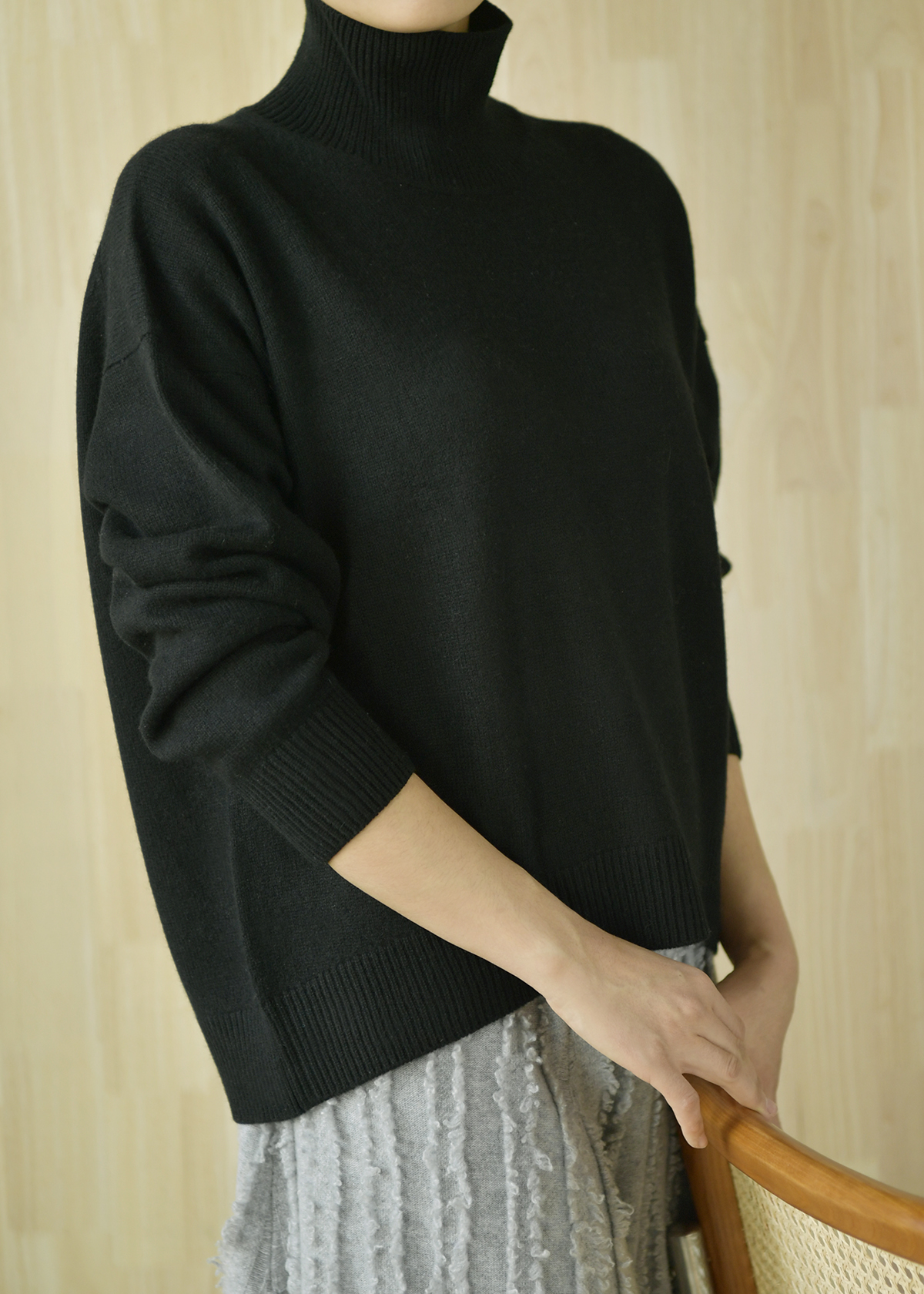 APCSHOP宽松针织宽松高领羊绒衫