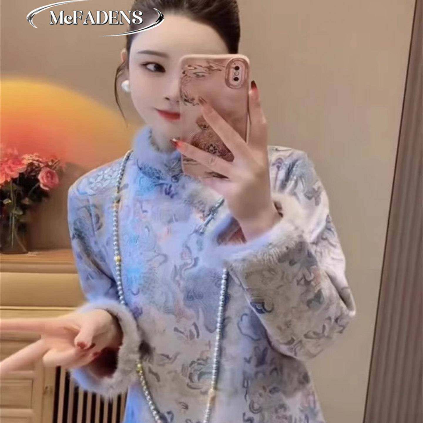 香港冬季新款新中式加绒旗袍裙女国风轻奢重工印花盘扣立领连衣裙