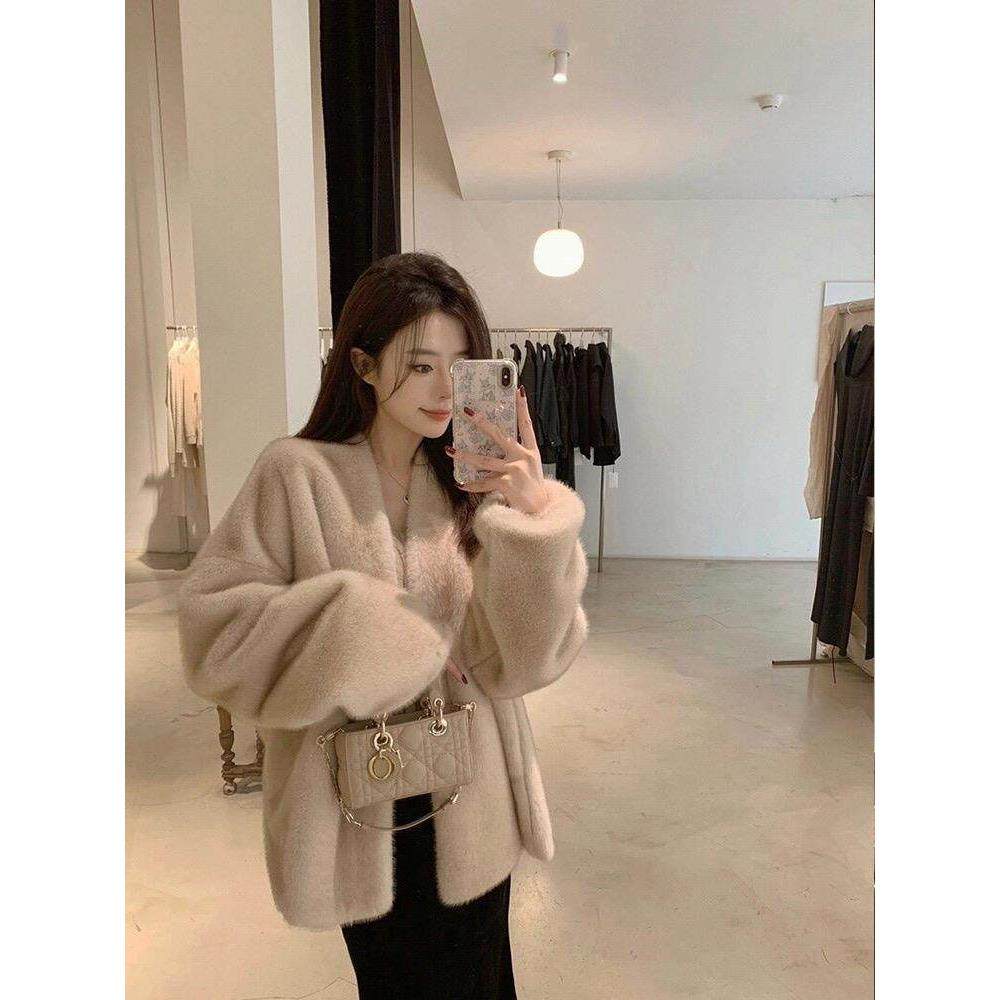 欧洲站2025新款V领开衫皮羊毛一体百搭皮草水貂绒毛毛外套女短款