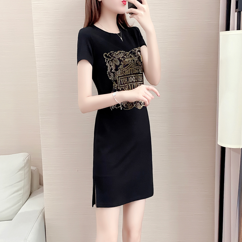 香港潮牌大码女夏新款小个子显瘦休闲直筒裙胖妹妹镶钻宽松连衣裙