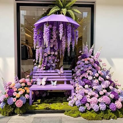 紫色雨伞仿真花瀑布商业美陈装饰花艺蝴蝶长凳橱窗展示氛围布置