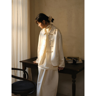 commuse memory『贝雪微融』重磅真丝羊毛双面缎娃娃领短外套女春