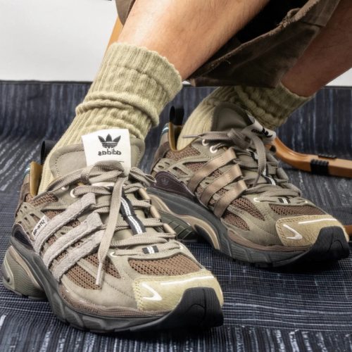 阿迪达斯Adidas x Song For The Mute联名情侣运动休闲跑鞋JR8045