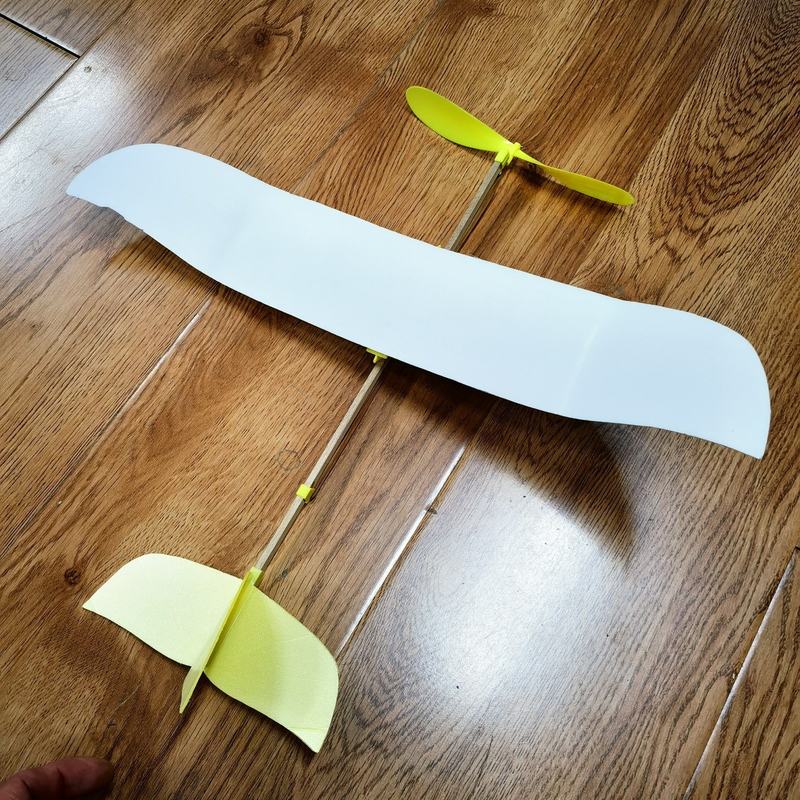diy模型红色拼装动力飞机