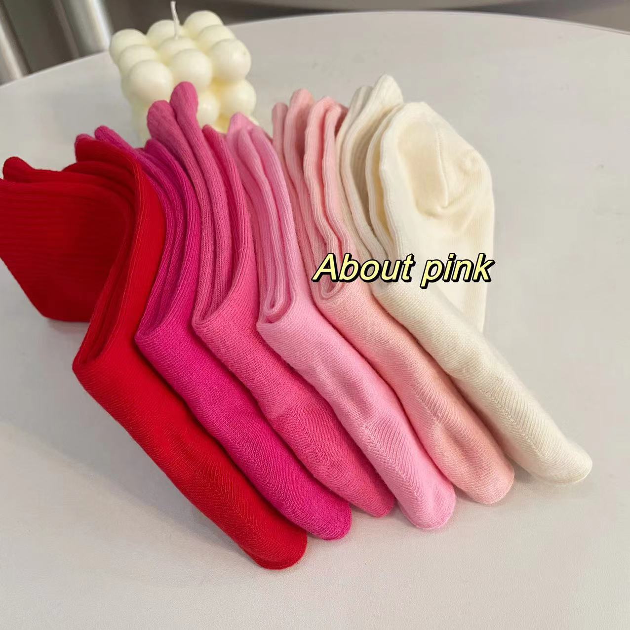 全网爆火粉色袜子真的很辣！