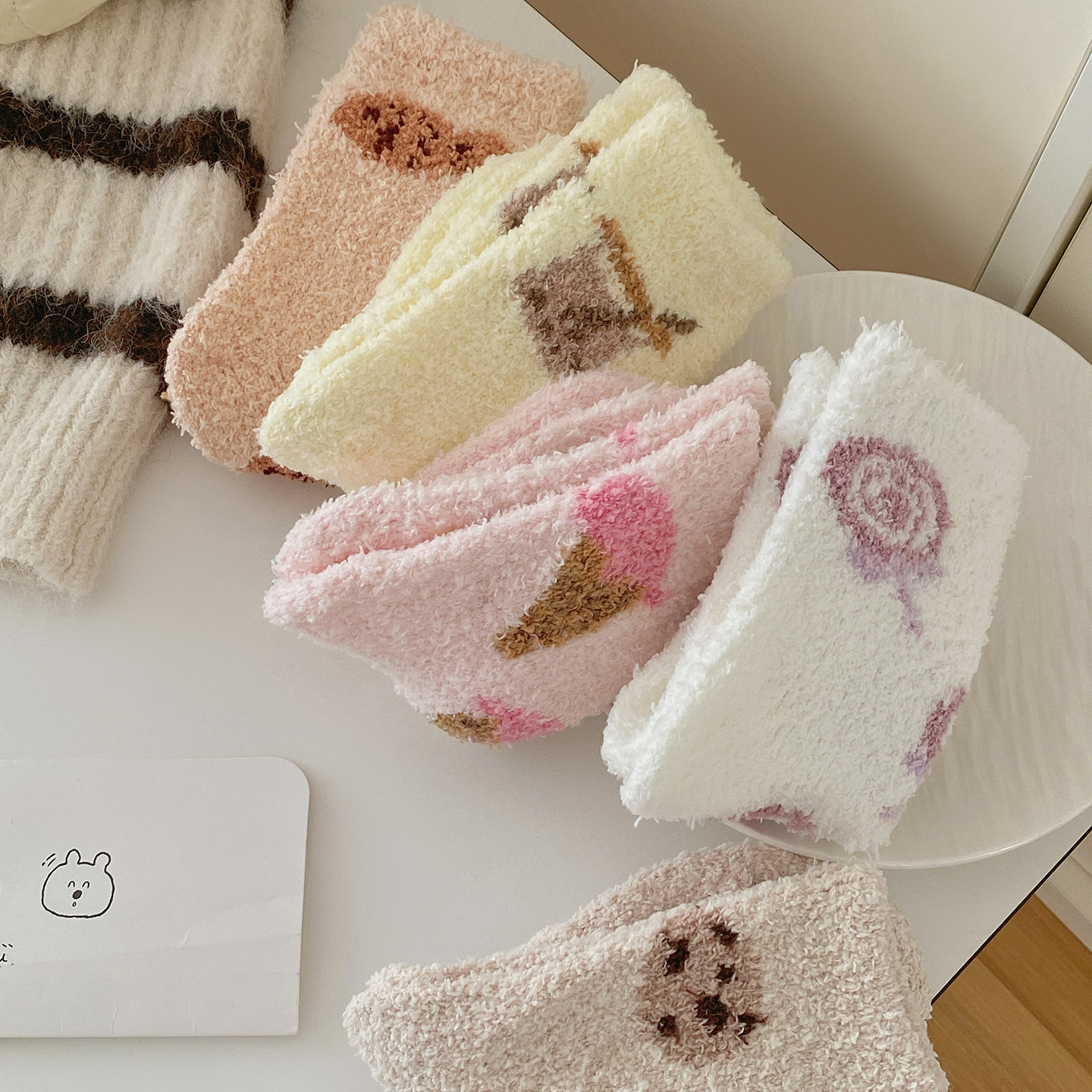 毛茸茸保暖袜子冬季加厚加绒毛绒中筒睡眠月底居家百搭超厚秋冬