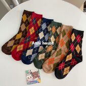 女士双针双路抗起球秋冬菱形格纹复古风大红色纯棉女袜英伦风