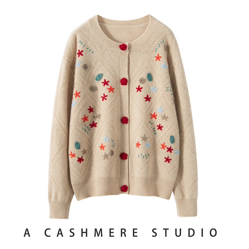 专柜同款~100%纯山羊绒开衫女圆领手工刺绣钩花宽松时尚毛衣外套,女装/女士精品,羊绒衫,淘宝优惠券,粉丝福利购,淘宝优惠卷