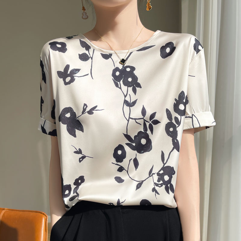 复古水墨画印花仿真丝短袖女圆领缎面高级氛围感宽松T恤显瘦上衣