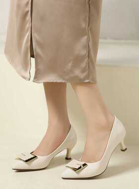 浦发软底细高跟单鞋2025秋新款55017软皮尖头金边斜方扣镶钻女鞋